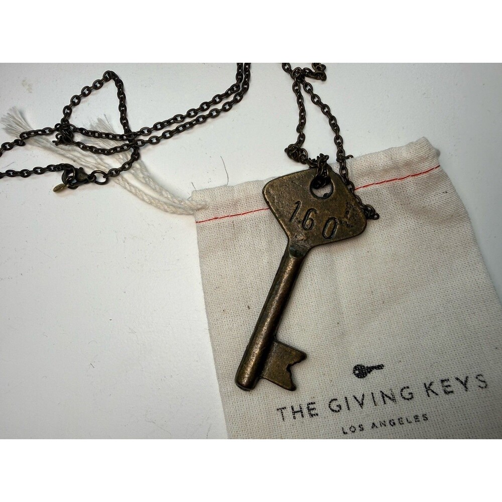 The Giving Keys Los Angeles 1601 Key Pendant Necklace Antique Brass w/ Pouch